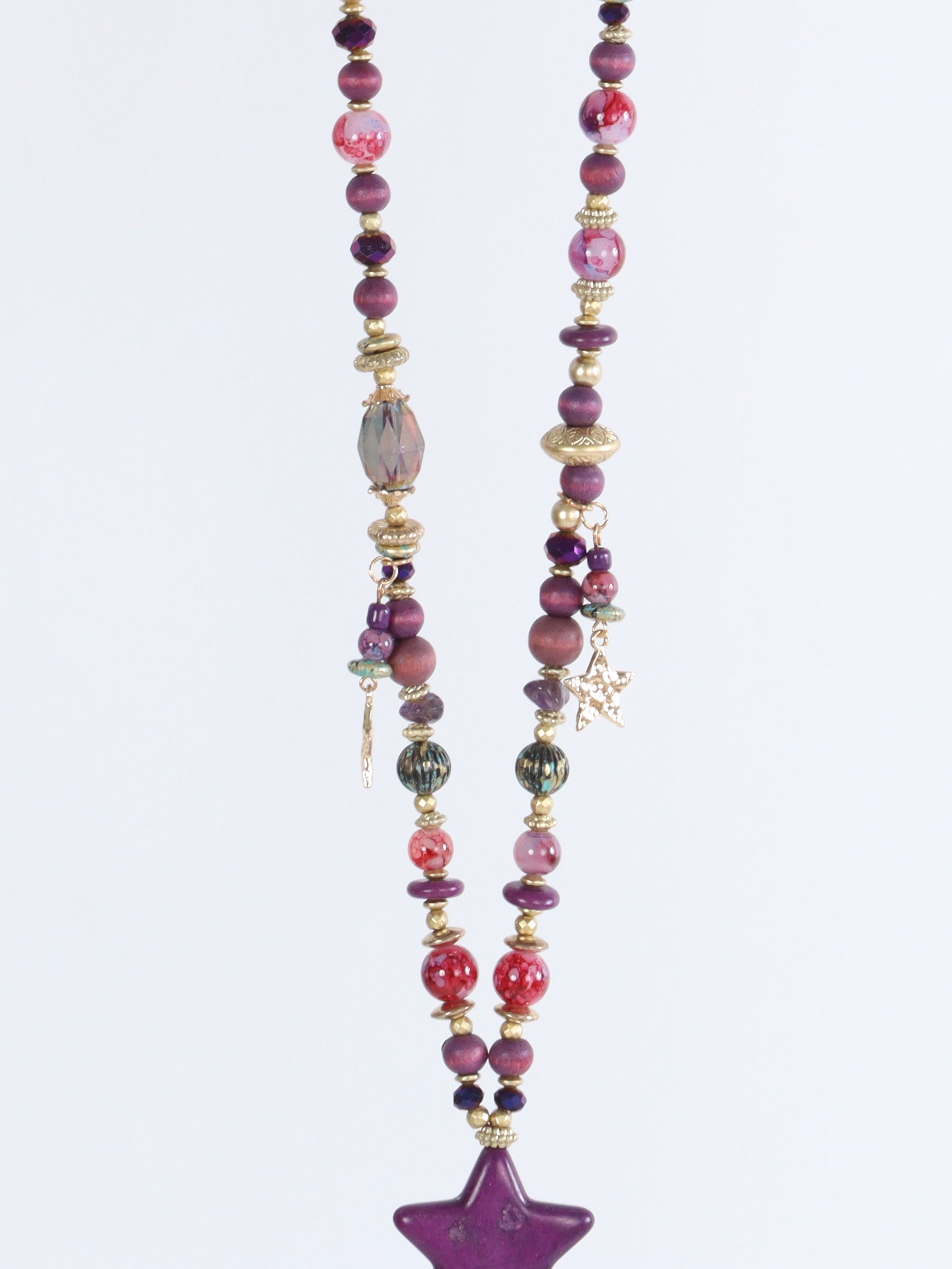 Amore - Lila pärlhalsband med stjärna